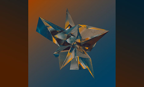 Farbenfroher Glas-Kristall in den Farben gelb und blau