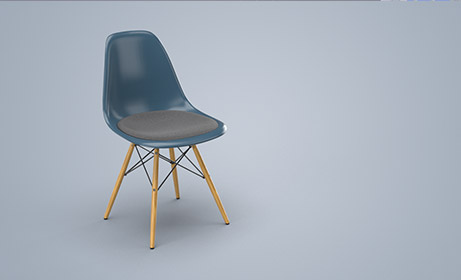 Vitra Eames Plastic Chair in blau mit Sitzkissen